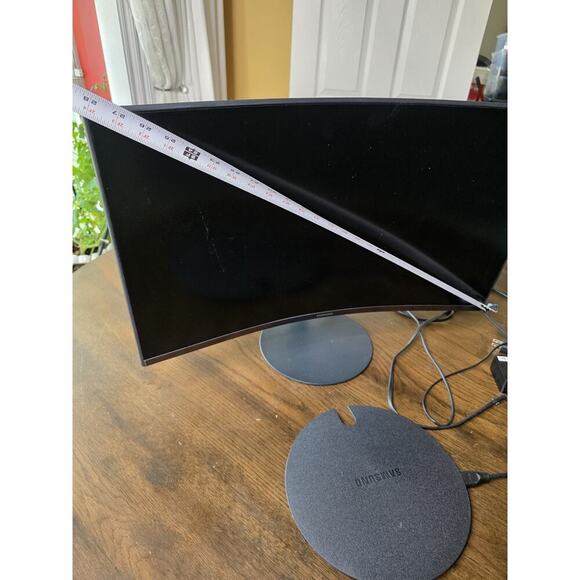 Samsung 27" c27t550fdn FHD 75Hz Curved Gaming Monitor - Picture 4 of 16
